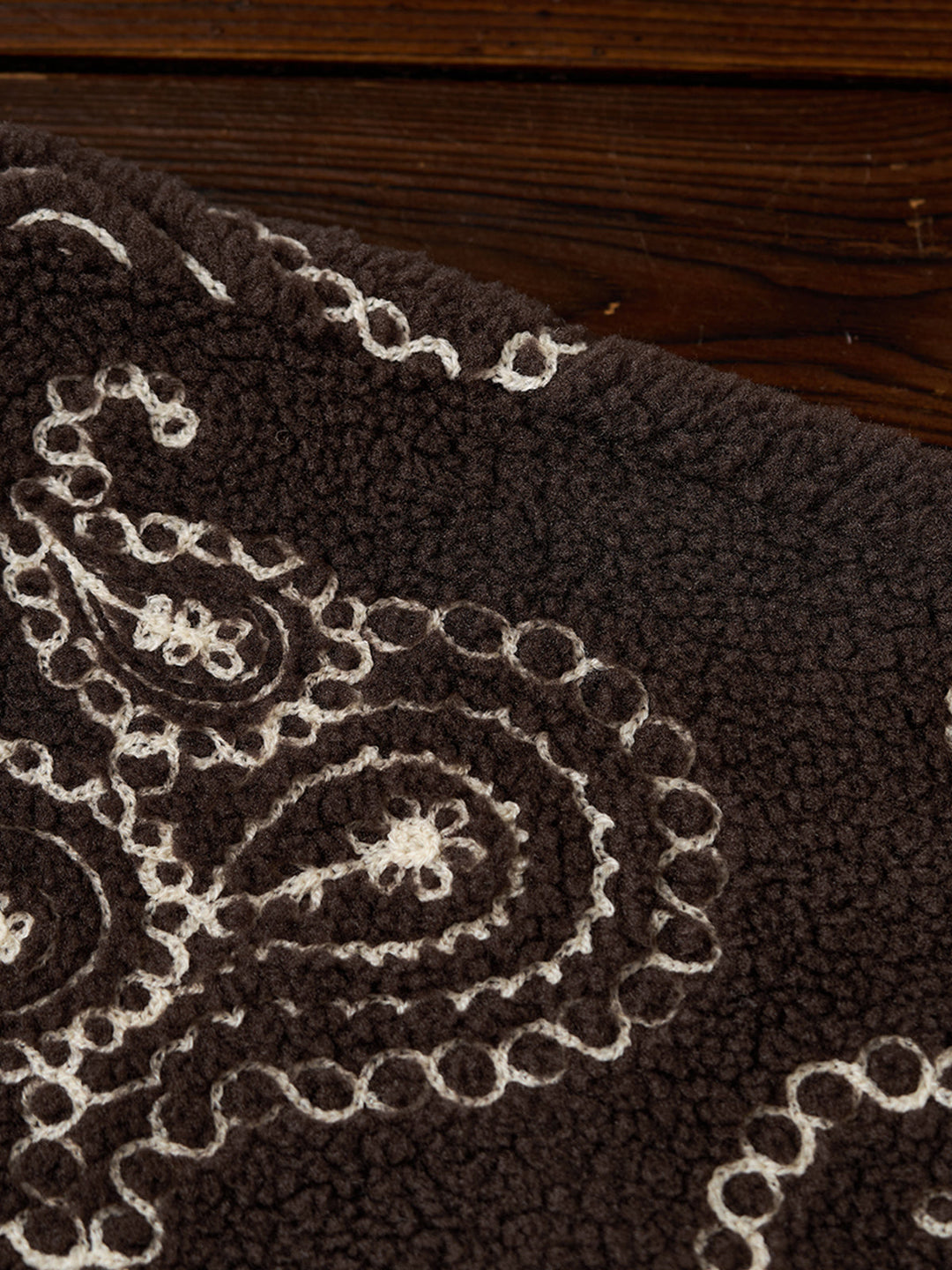 [Pre-order] Heritage Paisley Sherpa Half-Zip Pullover