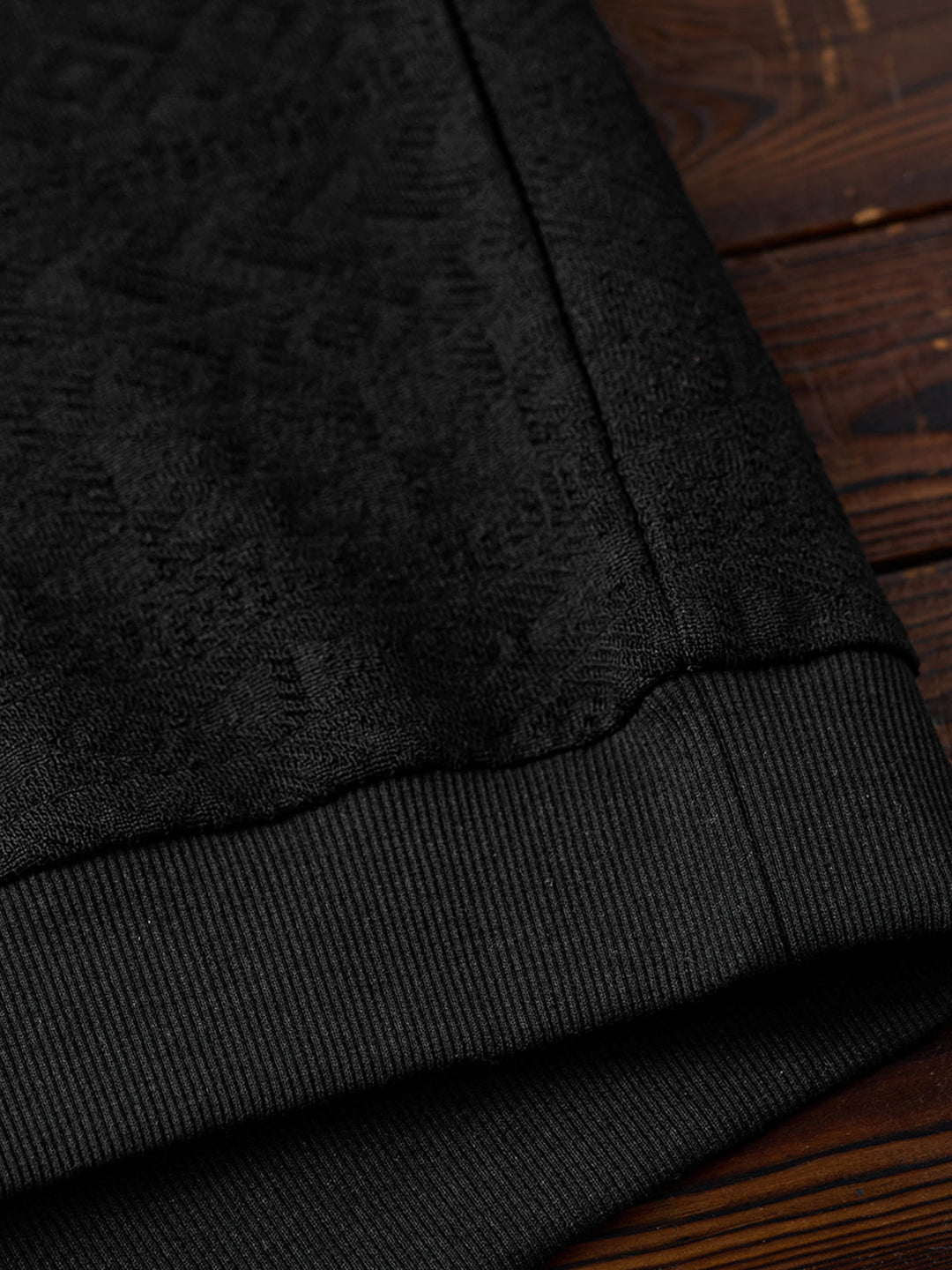 [Pre-Order] Ethnic Jacquard Half-Button Pullover Sweatshirt with Contrast Collar