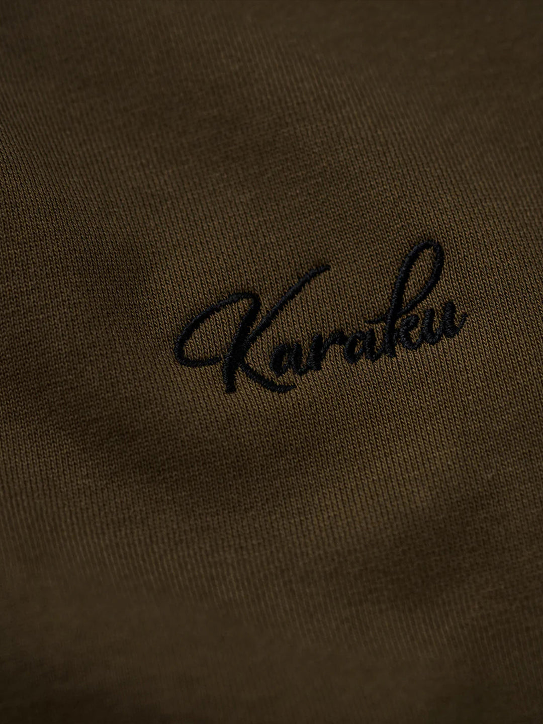 "Cat Wearing Helmet" Print &amp; Karaku Logo Embroidery V-Gusset Sweatshirt
