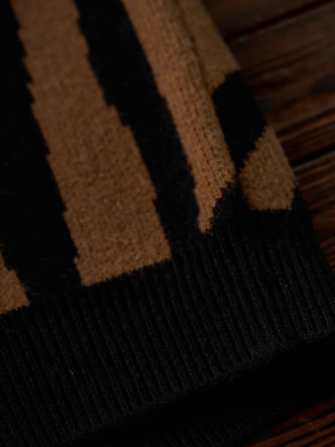 Karaku × Satoshi Kawamata ‘Tiger’ Embroidered Jacquard Knit Cardigan