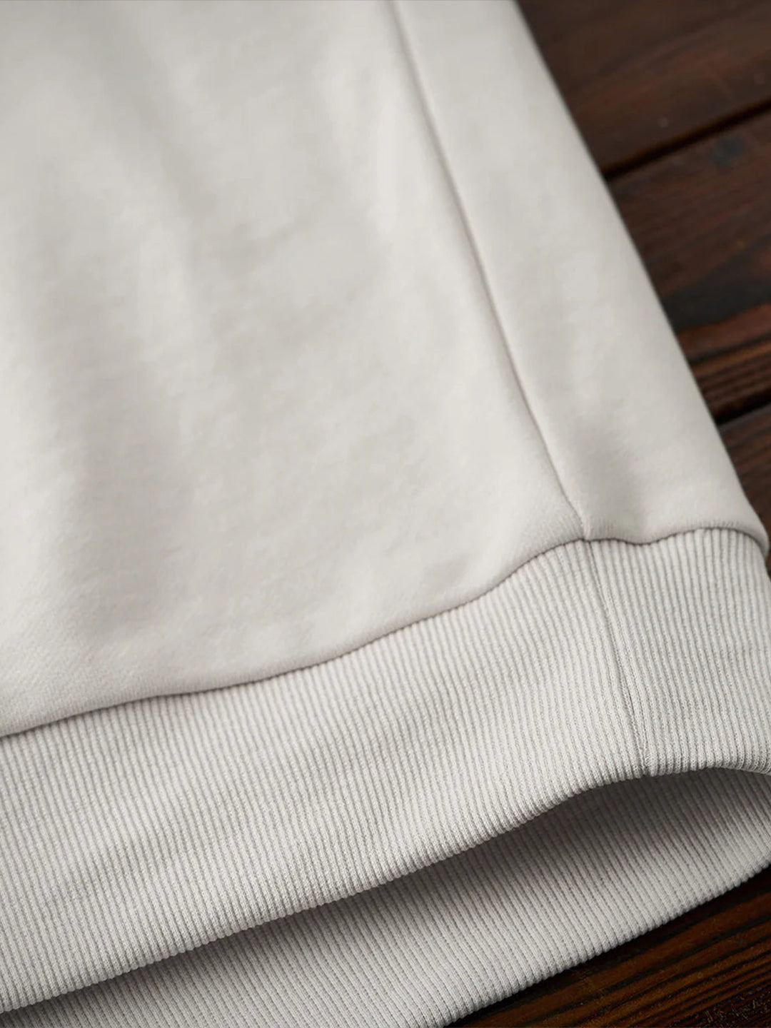 "Skeleton-Visible Cat" Print Back-Pile Cotton V-Gusset Sweatshirt