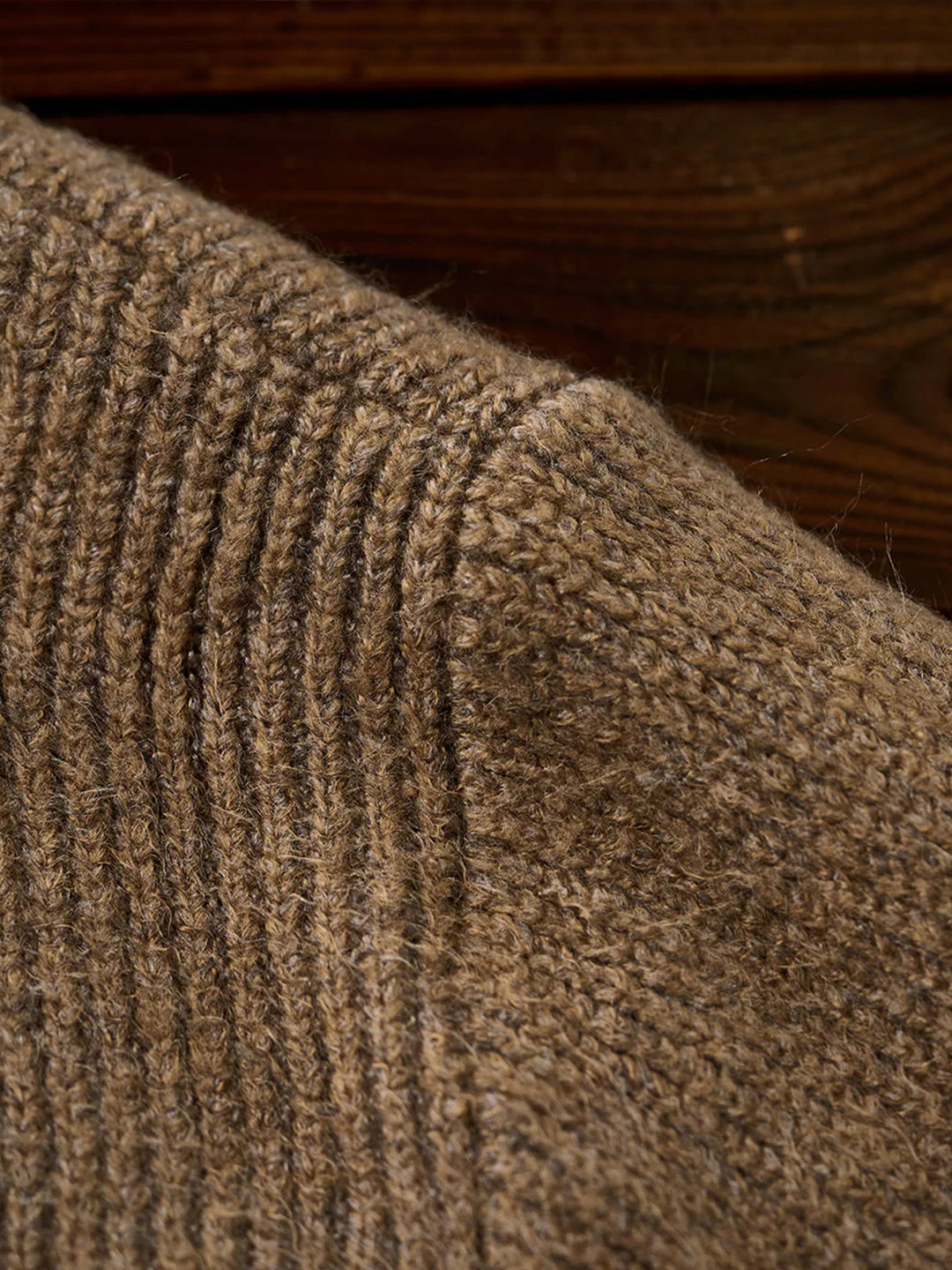 590g Heavyweight Polo-Collar Knit Sweater