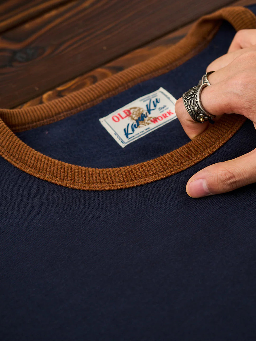 "KaraKu" Embroidery  Elbow Suede Patches Brushed Cotton Sweatshirt