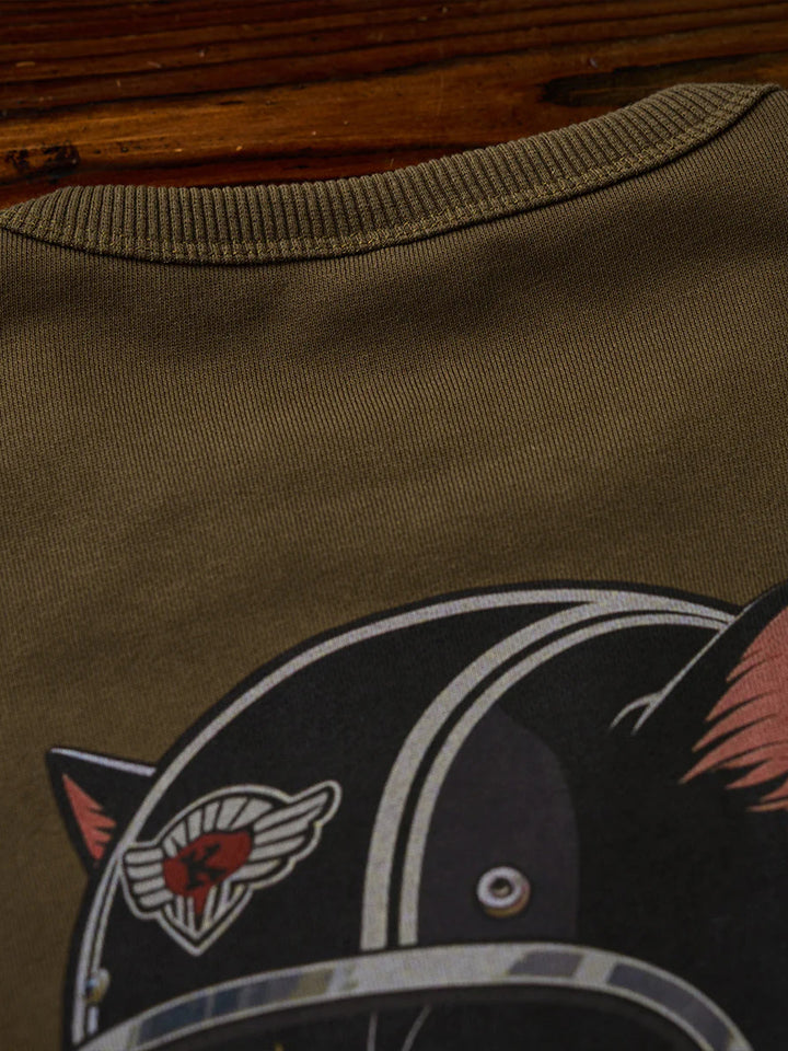 "Cat Wearing Helmet" Print &amp; Karaku Logo Embroidery V-Gusset Sweatshirt
