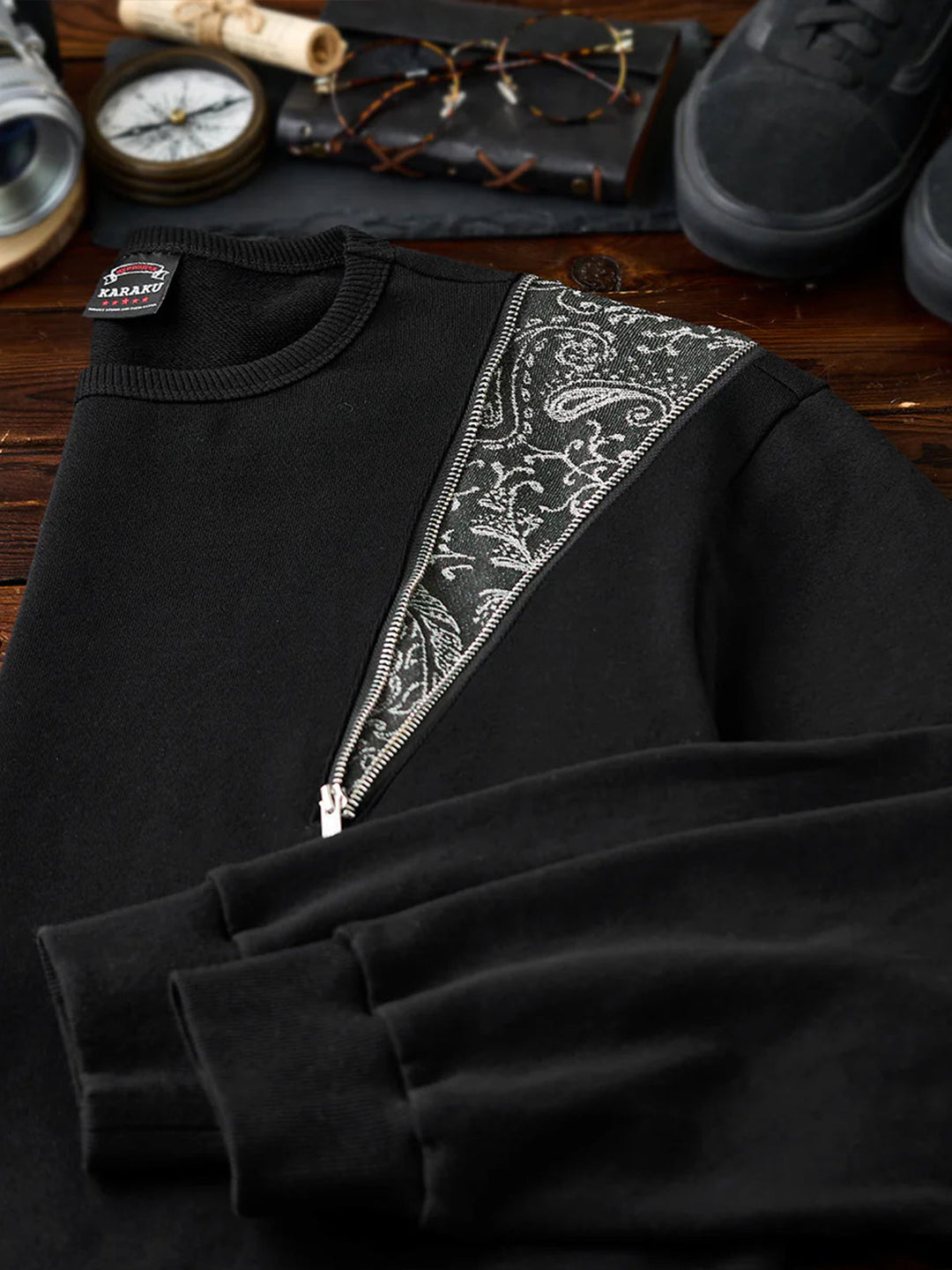 Paisley Pattern Denim Panel &amp; Zip Crewneck Pullover Sweatshirt