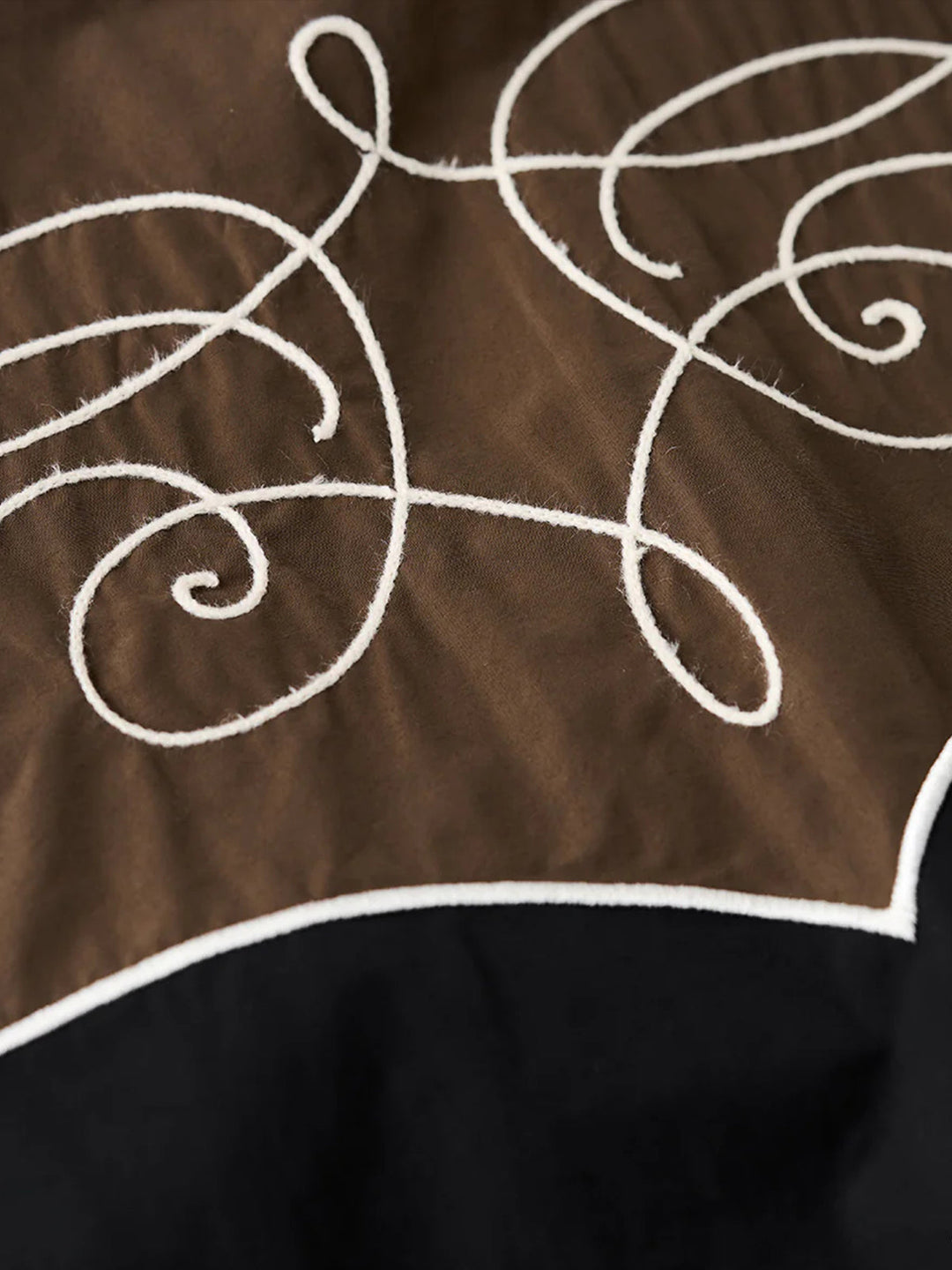 Western-Style Chain Embroidery Half-Zip Pullover Sweatshirt