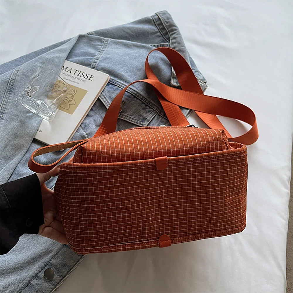 Lyona | Grid Fabric