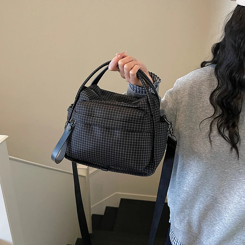 Lyona | Grid Fabric