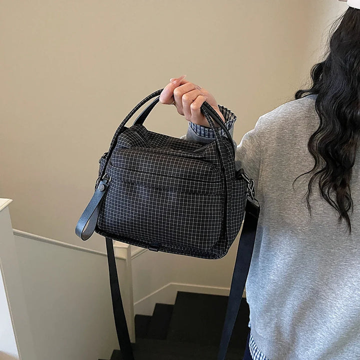 Lyona | Grid Fabric