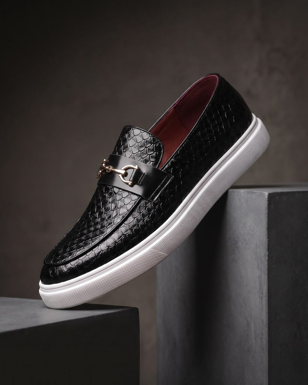Iker Leather Sneaker