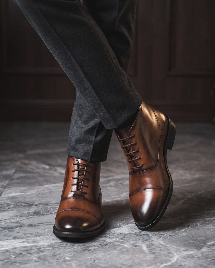Reynaldo Leather Chukka Boot