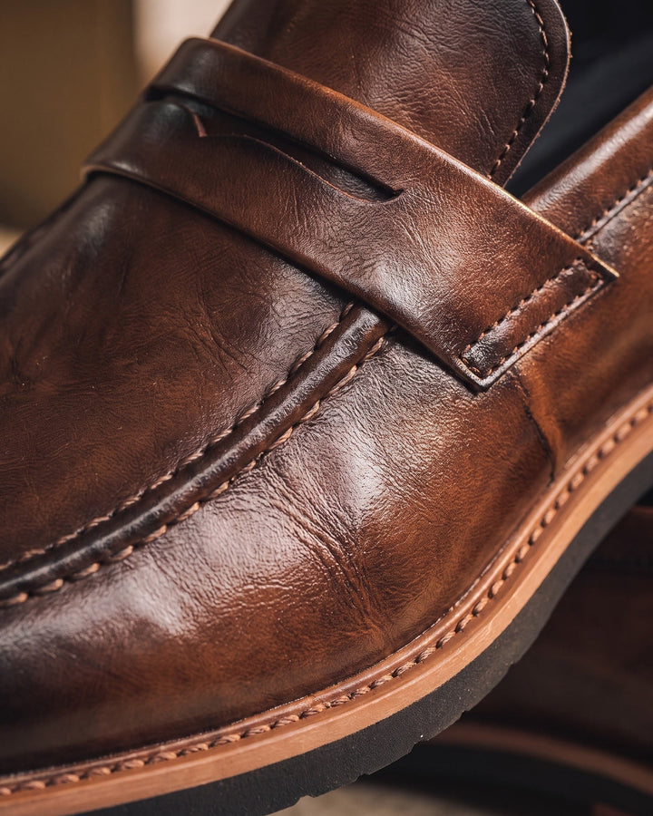 Amadeo Leather Loafer