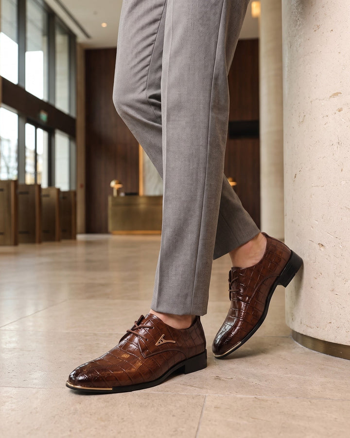 Feliciano Leather Derby