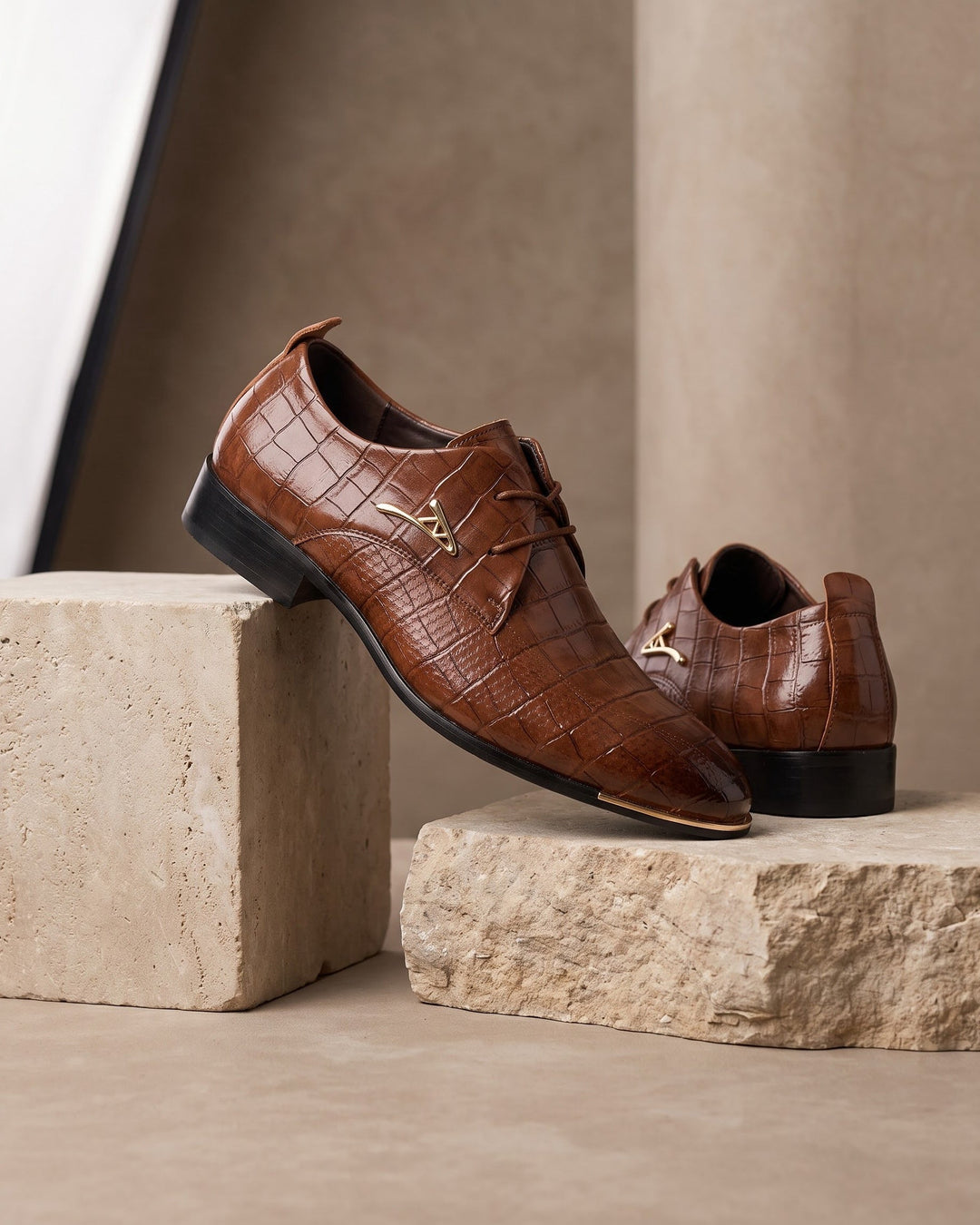 Feliciano Leather Derby