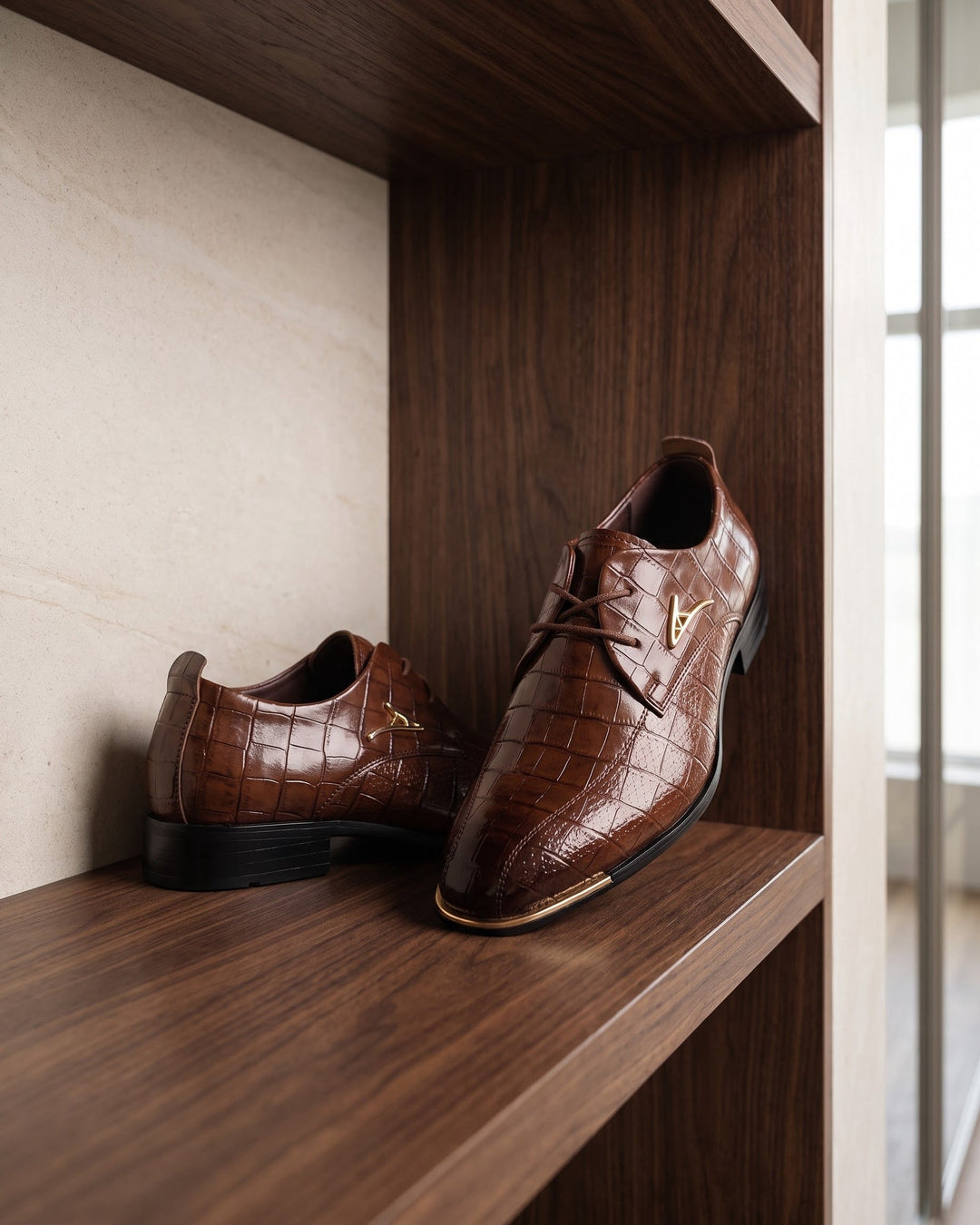 Feliciano Leather Derby