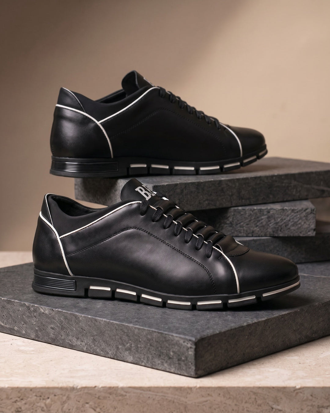 Reynaldo Leather Sneaker