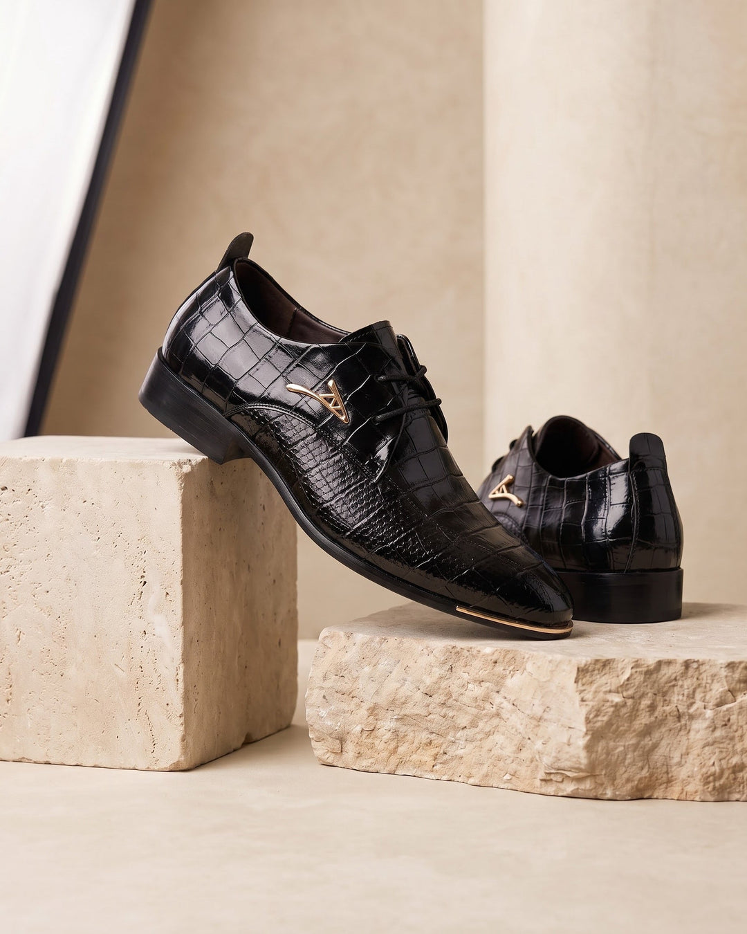 Feliciano Leather Derby