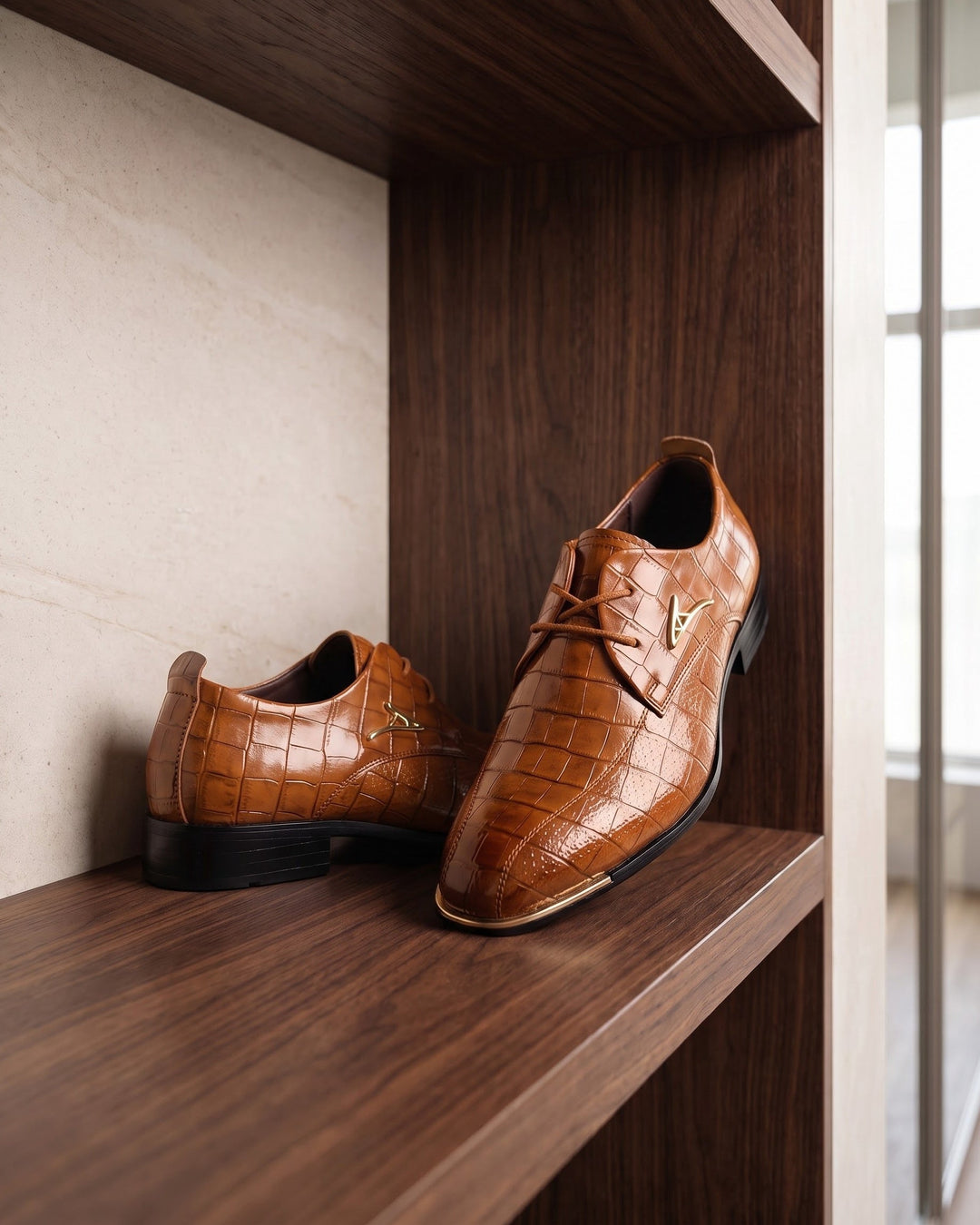 Feliciano Leather Derby
